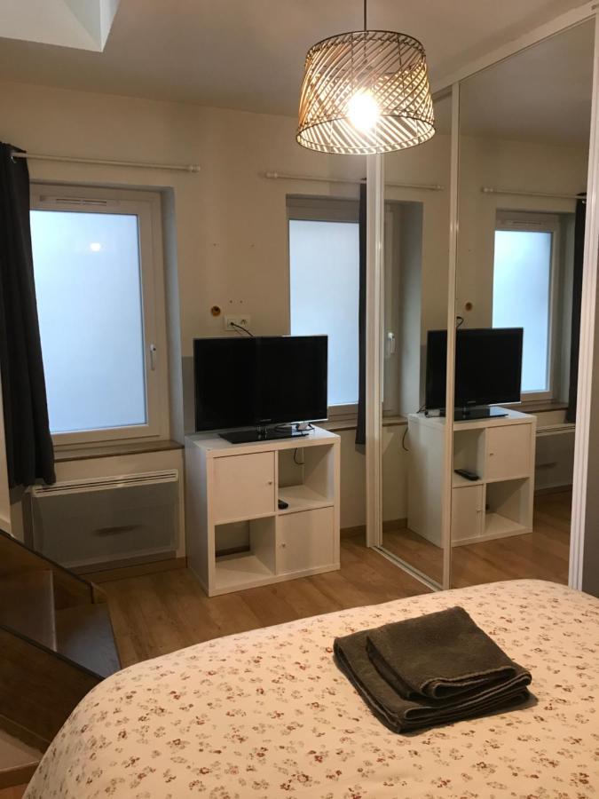 Charmant Appartement Hypercentre Granville Kültér fotó